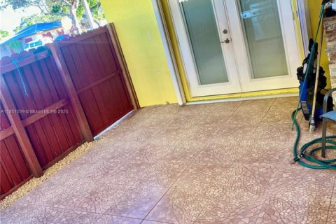 Townhouse in Cutler Bay, Florida 2 bedrooms, 94.76 sq.m. № 1855270 - photo 27