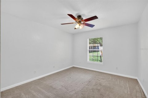 House in Mount Dora, Florida 4 bedrooms, 226.59 sq.m. № 1918546 - photo 17