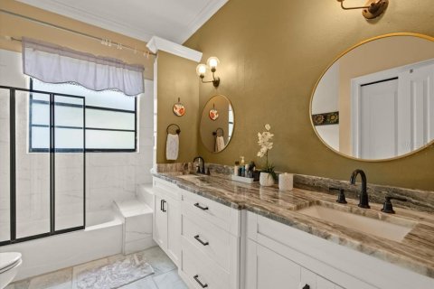 Casa en venta en Tampa, Florida, 4 dormitorios, 302.86 m2 № 1879455 - foto 26