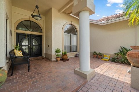 Casa en venta en Tampa, Florida, 4 dormitorios, 302.86 m2 № 1879455 - foto 4