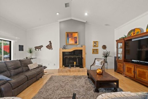 House in Tampa, Florida 4 bedrooms, 302.86 sq.m. № 1879455 - photo 25