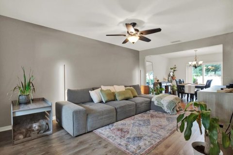 Adosado en alquiler en Valrico, Florida, 3 dormitorios, 135.73 m2 № 2237315 - foto 4