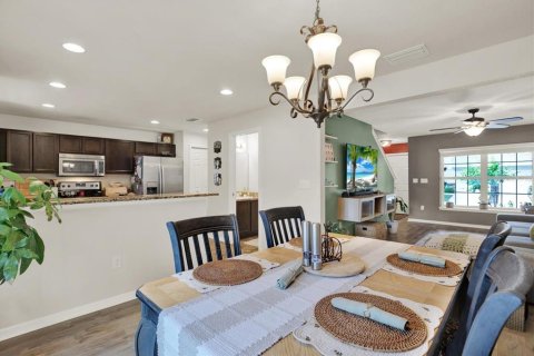 Adosado en alquiler en Valrico, Florida, 3 dormitorios, 135.73 m2 № 2237315 - foto 9