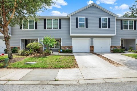 Townhouse in Valrico, Florida 3 bedrooms, 135.73 sq.m. № 2237315