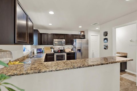 Adosado en alquiler en Valrico, Florida, 3 dormitorios, 135.73 m2 № 2237315 - foto 11