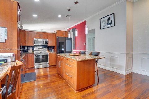 Casa en alquiler en Pembroke Pines, Florida, 3 dormitorios, 154.5 m2 № 2009629 - foto 7