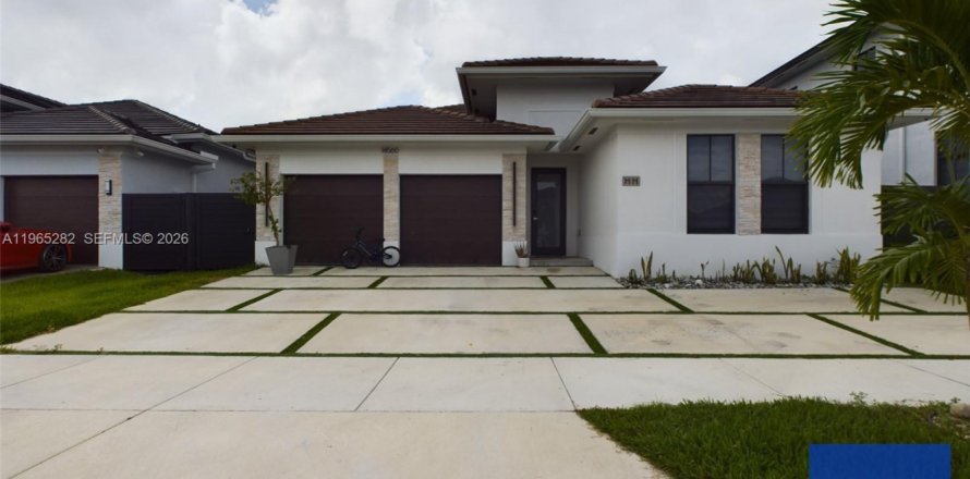 Casa en Miami, Florida 4 dormitorios, 180.14 m2 № 2029094