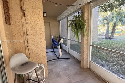 Condominio en venta en Tamarac, Florida, 3 dormitorios, 136.47 m2 № 2033396 - foto 22