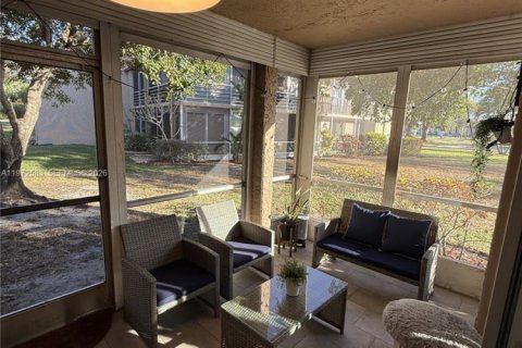 Condominio en venta en Tamarac, Florida, 3 dormitorios, 136.47 m2 № 2033396 - foto 21