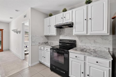 Villa ou maison à vendre à Winter Haven, Floride: 3 chambres, 158.96 m2 № 2121597 - photo 22