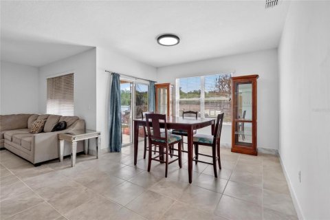 Villa ou maison à vendre à Winter Haven, Floride: 3 chambres, 158.96 m2 № 2121597 - photo 23