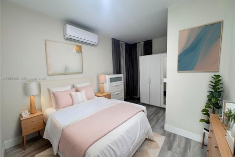 Immobilier commercial à louer à Miami, Floride: 1 chambre, 173.26 m2 № 2051584 - photo 4