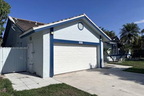 Immobilier commercial à louer à Miami, Floride: 1 chambre, 173.26 m2 № 2051584 - photo 14