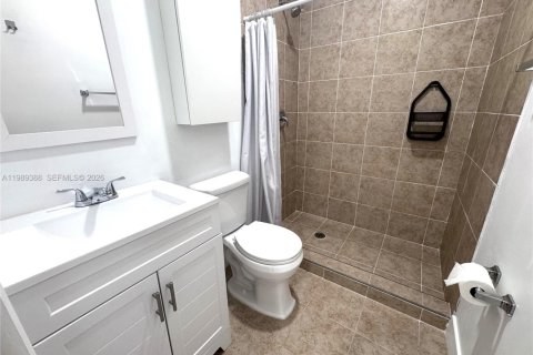 Immobilier commercial à louer à Miami, Floride: 1 chambre, 173.26 m2 № 2051584 - photo 5