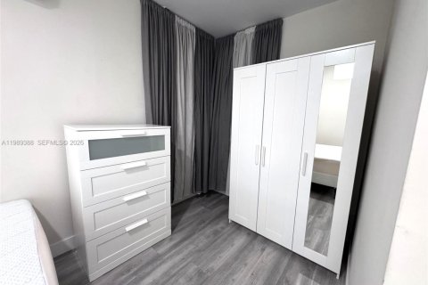 Immobilier commercial à louer à Miami, Floride: 1 chambre, 173.26 m2 № 2051584 - photo 12