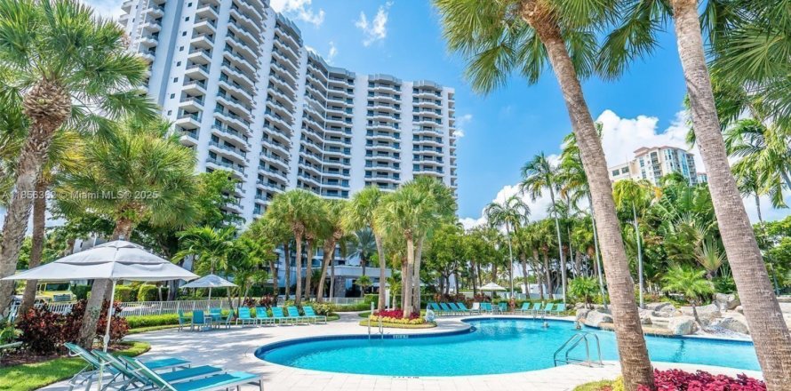 Condo à Aventura, Floride, 2 chambres № 1878494