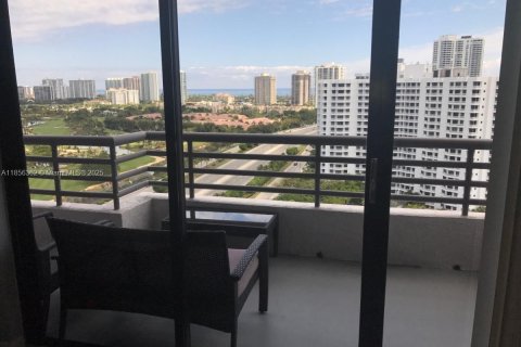 Copropriété à louer à Aventura, Floride: 2 chambres, 105.35 m2 № 1878494 - photo 16