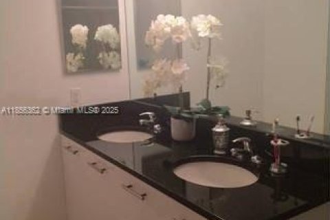 Copropriété à louer à Aventura, Floride: 2 chambres, 105.35 m2 № 1878494 - photo 8