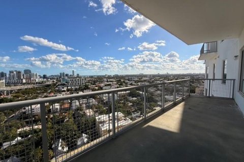 Copropriété à louer à Miami, Floride: 2 chambres, 99.68 m2 № 2428149 - photo 7