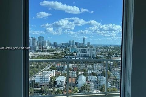Copropriété à louer à Miami, Floride: 2 chambres, 99.68 m2 № 2428149 - photo 9