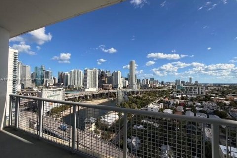 Copropriété à louer à Miami, Floride: 2 chambres, 99.68 m2 № 2428149 - photo 6