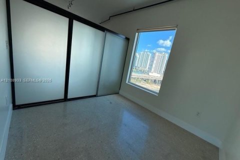 Copropriété à louer à Miami, Floride: 2 chambres, 99.68 m2 № 2428149 - photo 22