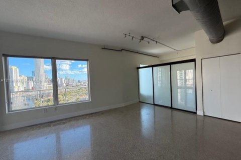 Copropriété à louer à Miami, Floride: 2 chambres, 99.68 m2 № 2428149 - photo 20