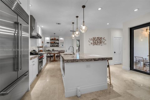 Casa en alquiler en Coral Gables, Florida, 3 dormitorios, 214.7 m2 № 1998806 - foto 15