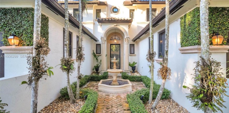 Casa en Coral Gables, Florida 3 dormitorios, 214.7 m2 № 1998806