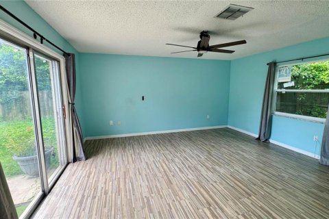 Casa en alquiler en Eustis, Florida, 3 dormitorios, 124.67 m2 № 1901050 - foto 9