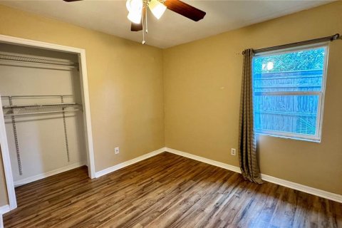 Casa en alquiler en Eustis, Florida, 3 dormitorios, 124.67 m2 № 1901050 - foto 13