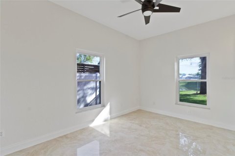 Casa en venta en Orlando, Florida, 5 dormitorios, 363.43 m2 № 1740496 - foto 25