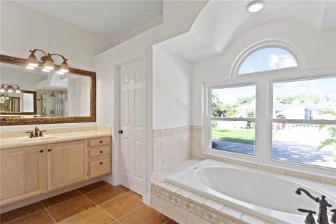 Casa en venta en Orlando, Florida, 5 dormitorios, 363.43 m2 № 1740496 - foto 22
