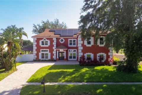 Casa en venta en Orlando, Florida, 5 dormitorios, 363.43 m2 № 1740496 - foto 2