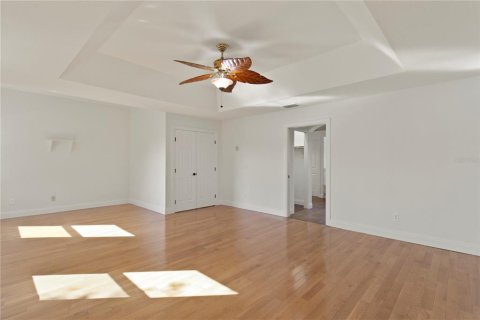 Casa en venta en Orlando, Florida, 5 dormitorios, 363.43 m2 № 1740496 - foto 19
