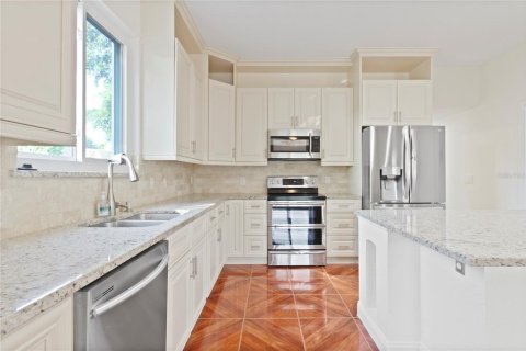 Casa en venta en Orlando, Florida, 5 dormitorios, 363.43 m2 № 1740496 - foto 12