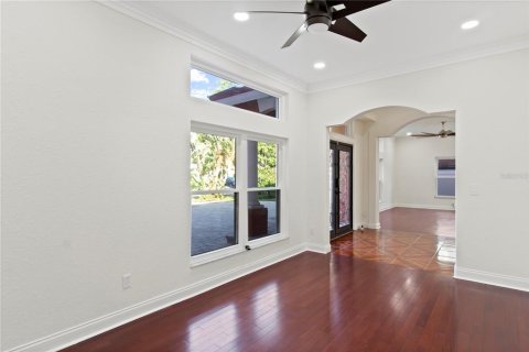 Casa en venta en Orlando, Florida, 5 dormitorios, 363.43 m2 № 1740496 - foto 15