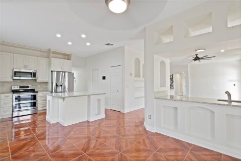 Casa en venta en Orlando, Florida, 5 dormitorios, 363.43 m2 № 1740496 - foto 10