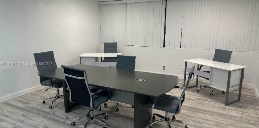 Immobilier commercial à Fort Lauderdale, Floride № 1858808