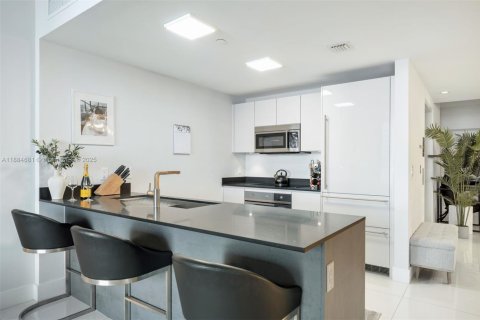 Condominio en venta en Miami, Florida, 2 dormitorios, 123.1 m2 № 1930480 - foto 5