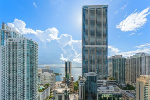 Condominio en venta en Miami, Florida, 2 dormitorios, 123.1 m2 № 1930480 - foto 16