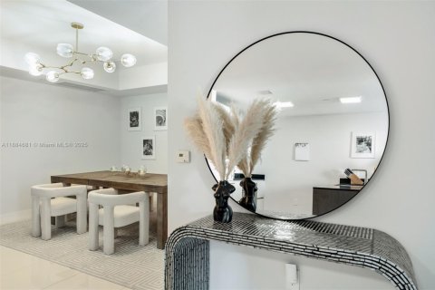 Condominio en venta en Miami, Florida, 2 dormitorios, 123.1 m2 № 1930480 - foto 6