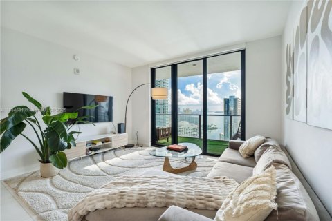 Condominio en venta en Miami, Florida, 2 dormitorios, 123.1 m2 № 1930480 - foto 2