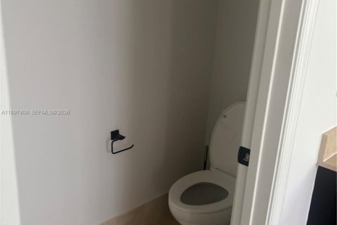 Touwnhouse à louer à Doral, Floride: 4 chambres, 194.72 m2 № 1948854 - photo 11