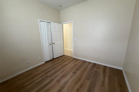 House in Orlando, Florida 4 bedrooms, 202.16 sq.m. № 2203971 - photo 17