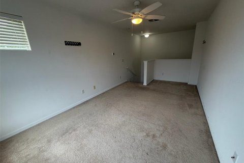 House in Orlando, Florida 4 bedrooms, 202.16 sq.m. № 2203971 - photo 14