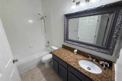 House in Orlando, Florida 4 bedrooms, 202.16 sq.m. № 2203971 - photo 16