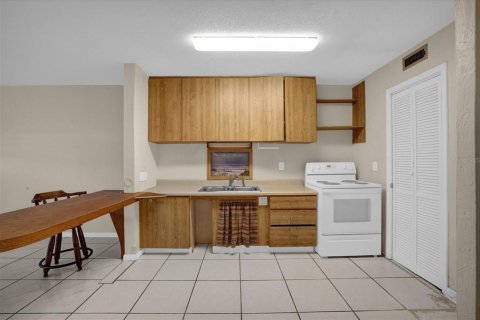 Condominio en venta en Kenneth City, Florida, 2 dormitorios, 124.95 m2 № 1304448 - foto 11