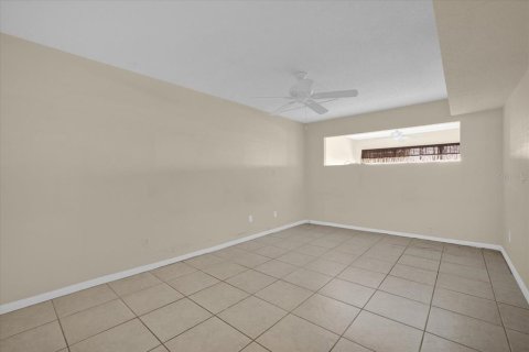 Condominio en venta en Kenneth City, Florida, 2 dormitorios, 124.95 m2 № 1304448 - foto 7