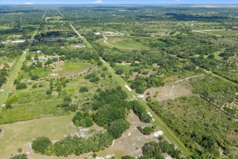 Commercial property in Okeechobee, Florida № 2246377 - photo 16